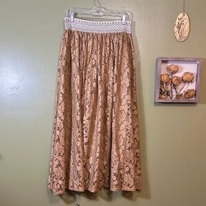 Me 2 Magic Elegant Tan Lace Skirt large